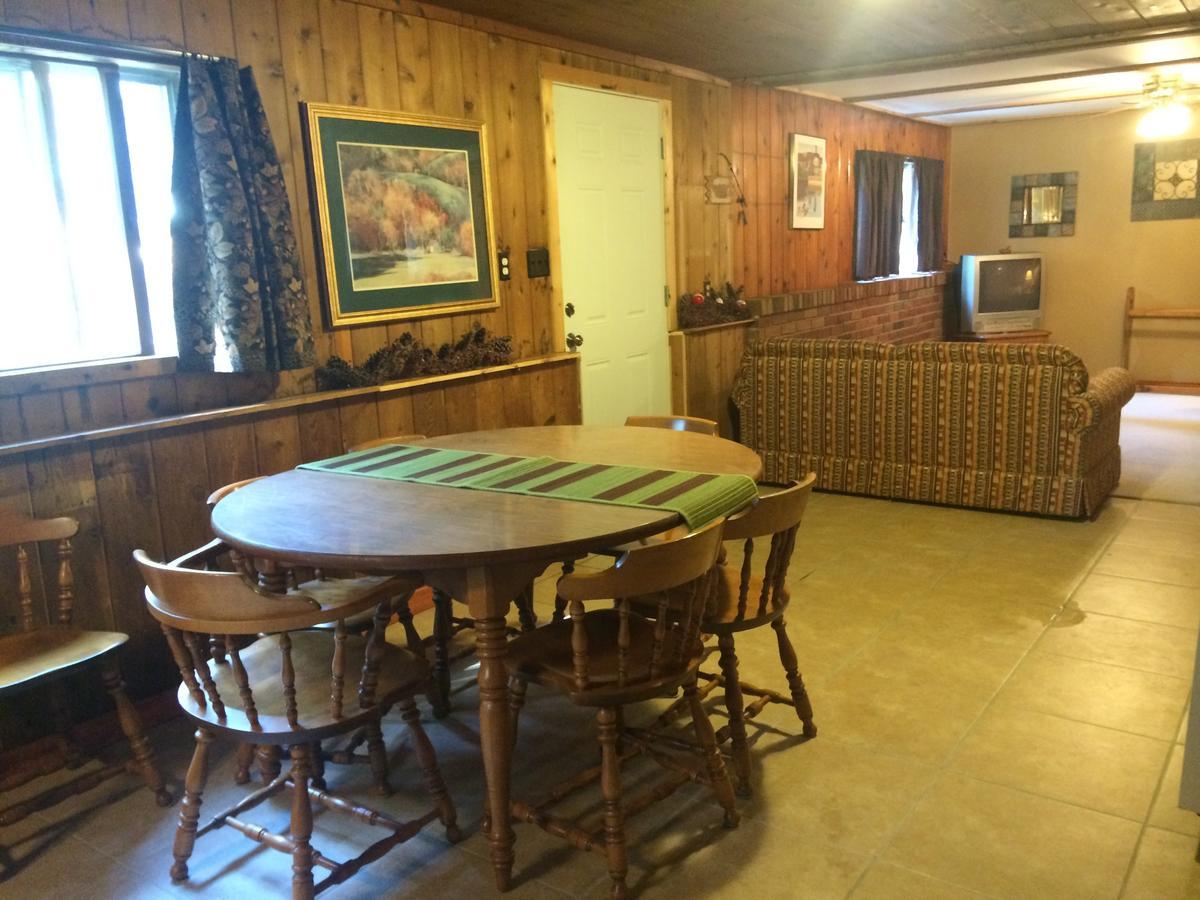 Alpine Motel Branch Εξωτερικό φωτογραφία